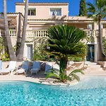 Juan Les Pins Near Cannes Beaches 18-20 Guests Вілла Антіб