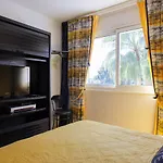 Juan Les Pins Near Cannes Beaches 18-20 Guests Антіб