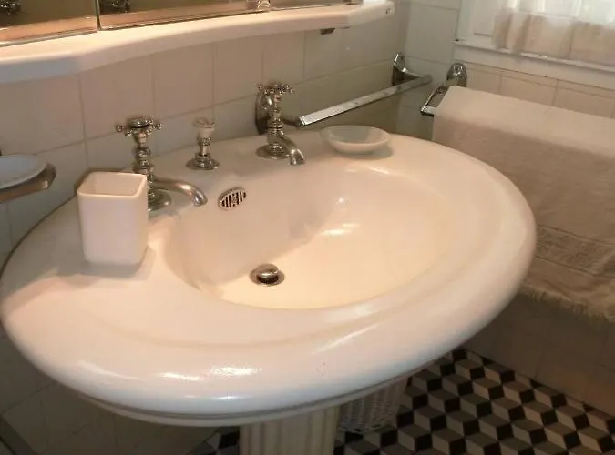 Juan Les Pins Near Cannes Beaches 18-20 Guests *