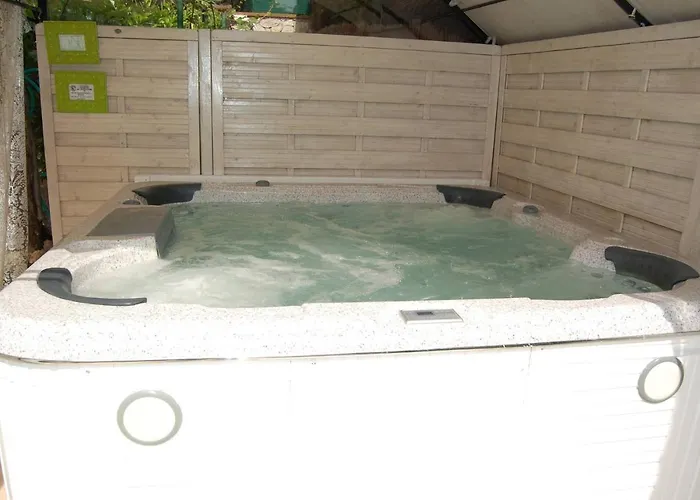 Juan Les Pins Near Cannes Beaches 18-20 Guests Antibes