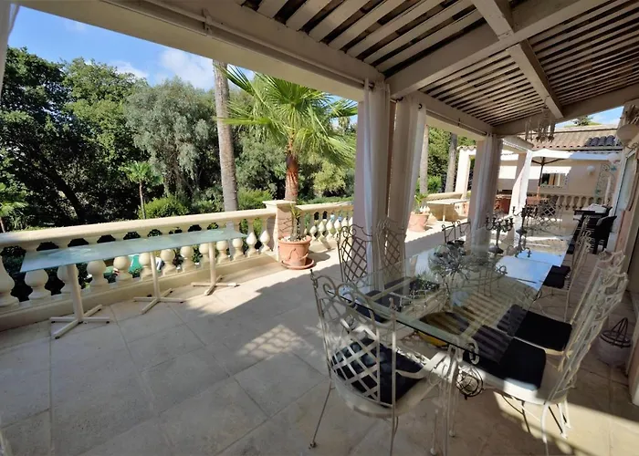 Villa Juan Les Pins Near Cannes Beaches 18-20 Guests *