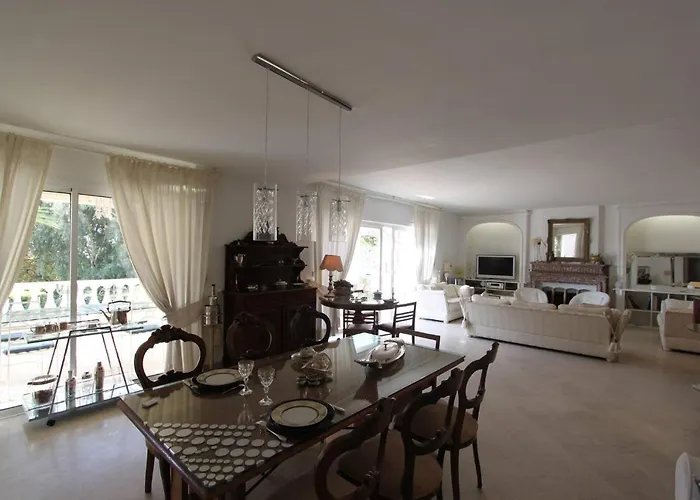 Villa Juan Les Pins Near Cannes Beaches 18-20 Guests Antibes