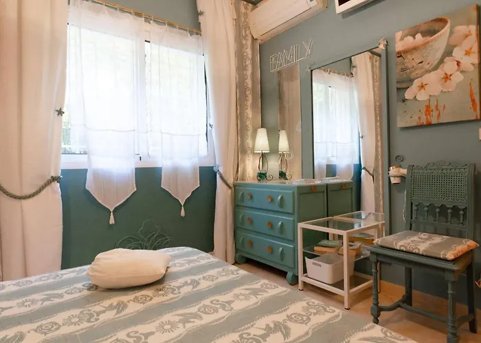 Juan Les Pins Near Cannes Beaches 18-20 Guests Villa Antibes