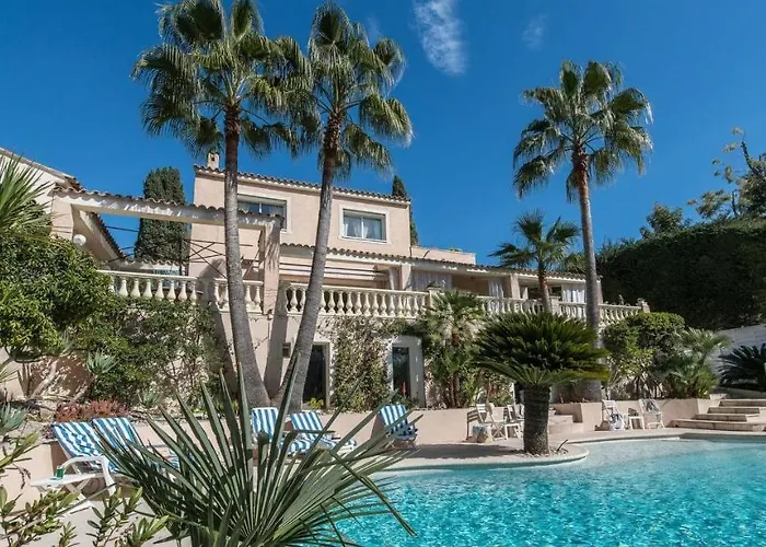 Villa Juan Les Pins Near Cannes Beaches 18-20 Guests *