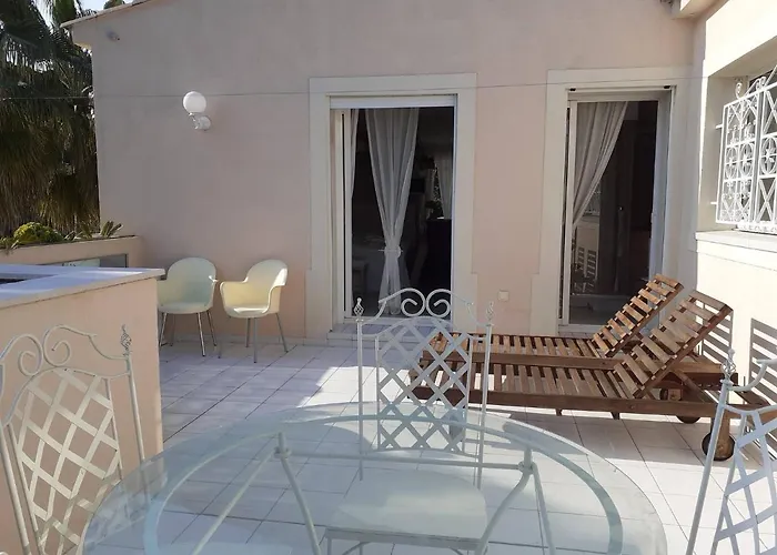 Juan Les Pins Near Cannes Beaches 18-20 Guests *