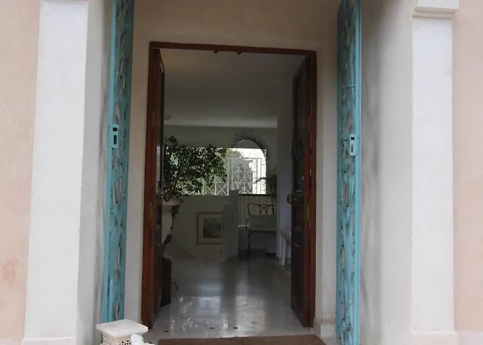 Villa Juan Les Pins Near Cannes Beaches 18-20 Guests