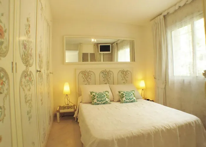 Juan Les Pins Near Cannes Beaches 18-20 Guests *