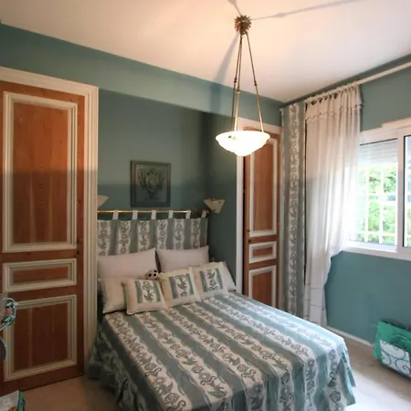 Villa Juan Les Pins Near Cannes Beaches 1820 Guests
