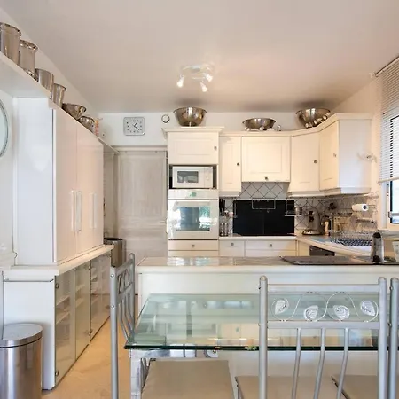 Juan Les Pins Near Cannes Beaches 18-20 Guests * Antibes