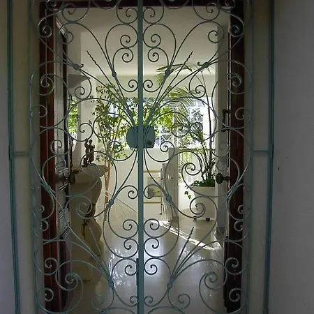 Juan Les Pins Near Cannes Beaches 1820 Guests *
