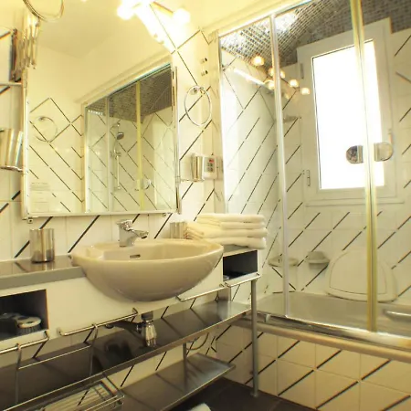 Willa Juan Les Pins Near Cannes Beaches 18-20 Guests *