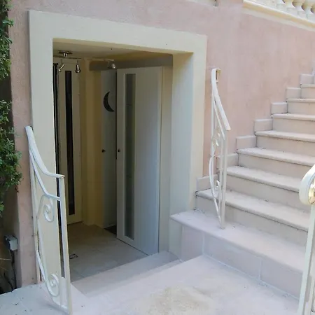 Willa Juan Les Pins Near Cannes Beaches 18-20 Guests