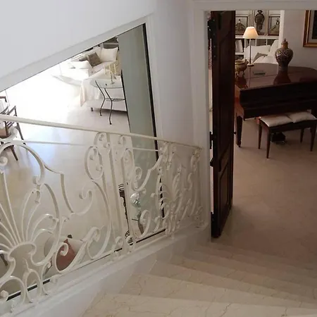 Juan Les Pins Near Cannes Beaches 18-20 Guests *