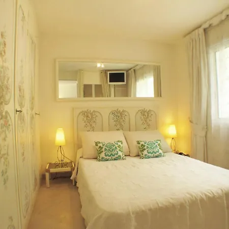 Juan Les Pins Near Cannes Beaches 1820 Guests *