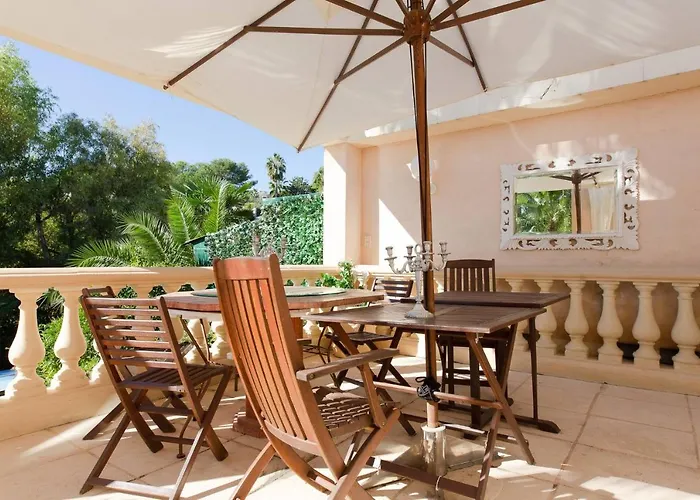 Juan Les Pins Near Cannes Beaches 18-20 Guests *