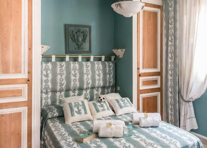 Juan Les Pins Near Cannes Beaches 18-20 Guests Villa Antibes