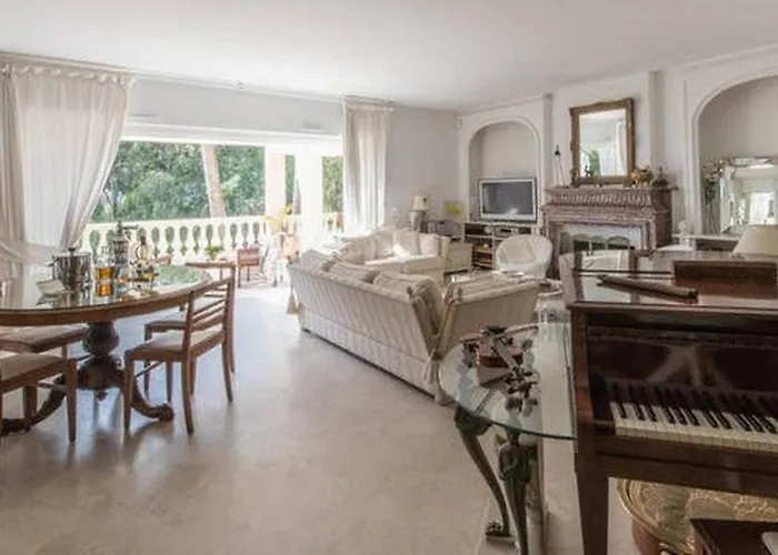 Villa Juan Les Pins Near Cannes Beaches 18-20 Guests *