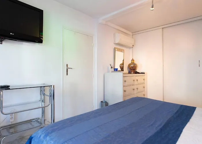 Villa Juan Les Pins Near Cannes Beaches 18-20 Guests *