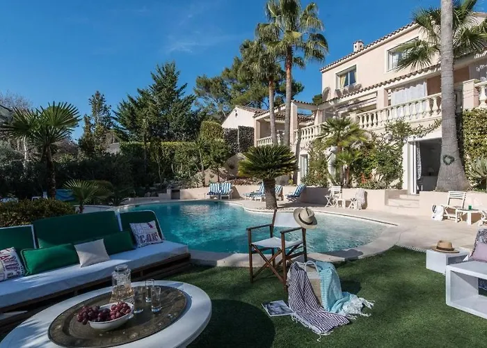 Juan Les Pins Near Cannes Beaches 18-20 Guests * Antibes