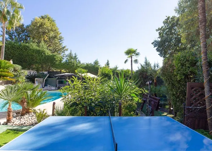 Villa Juan Les Pins Near Cannes Beaches 18-20 Guests *