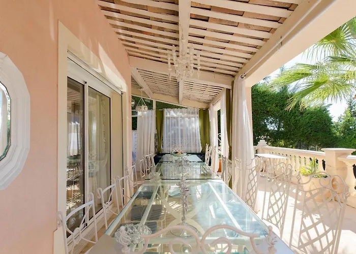 Juan Les Pins Near Cannes Beaches 18-20 Guests *