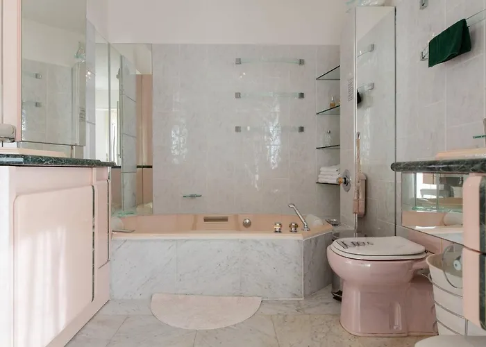 Juan Les Pins Near Cannes Beaches 18-20 Guests Villa *