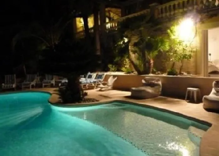 Villa Juan Les Pins Near Cannes Beaches 18-20 Guests *